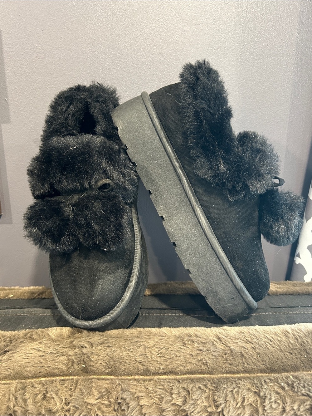 ROUGE Helium Faux Fur Lined Black Slip-On Platform Clog